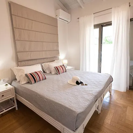 Orsalia Wellness Villa *